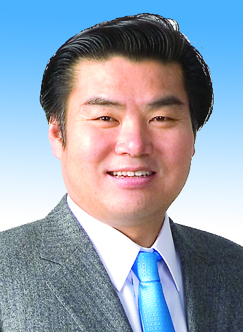 원유철 새누리당 재외국민위원장 국회의원(평택갑).jpg