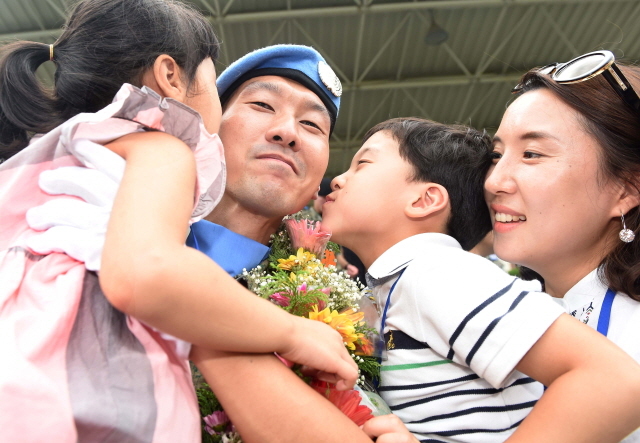 크기변환_1면 20160726 국제평화지원단 동명부대 18진 환송식_1968.jpg