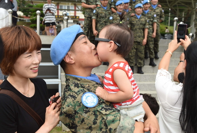크기변환_1면 20160726 국제평화지원단 동명부대 18진 환송식_2272.jpg
