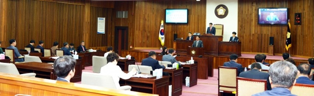▲ 여주시의회