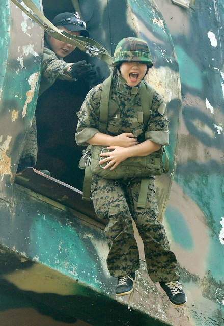 크기변환_1면 20160810  9공수 하계 특전캠프2 JYJ_9625.jpg