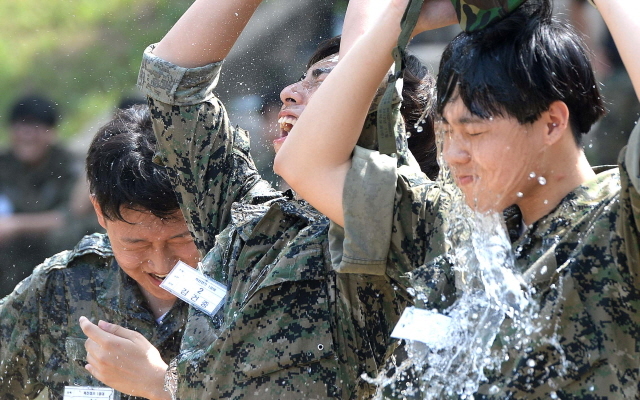 크기변환_1면 20160810 폭염경보속 9공수 하계 특전캠프JYJ_9691.jpg