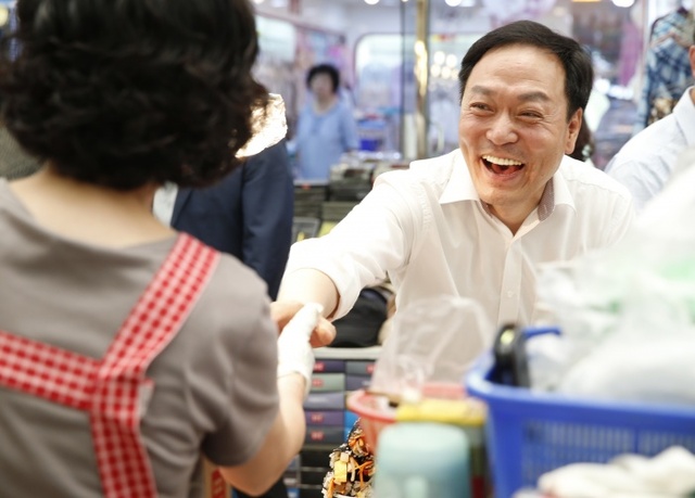 ▲ 추석맞이 중앙시장 방문