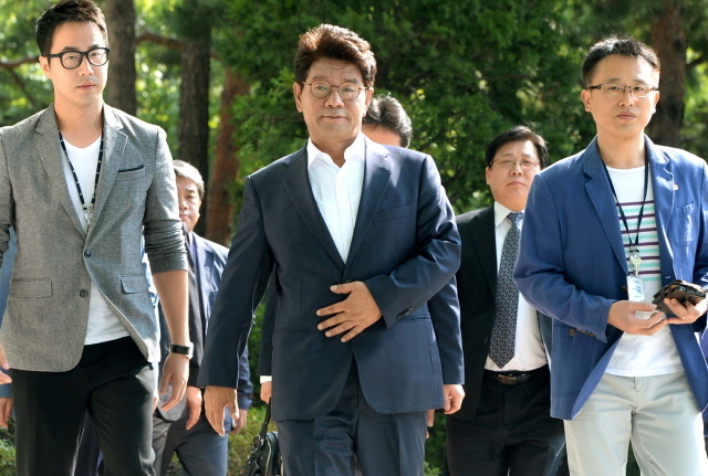 크기변환_20160922 이청연 인천시교육감 인천지검 2차 소환JYJ_5615.jpg