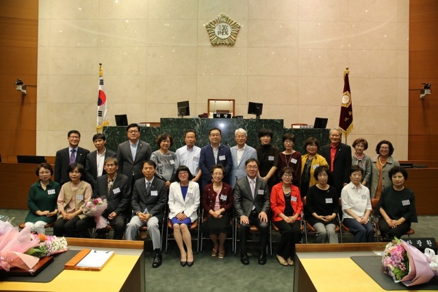 ▲ 사본 -성남시의회모범시민표창수여식[1]