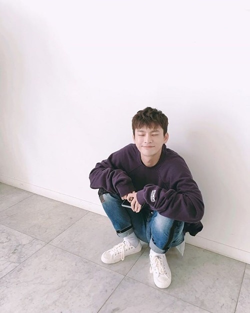 서인국1.jpg