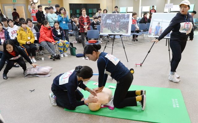 크기변환_3면 20161113 인천적십자 심폐 소생술 경연대회JUN_6602.jpg