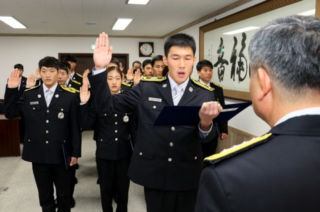 ▲ 신규소방공무원 임용 (1)