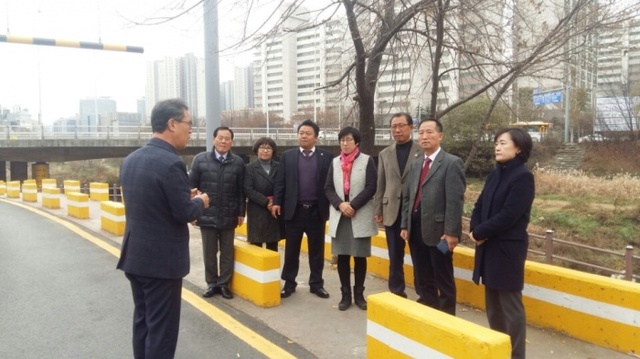 ▲ 사본 -도시건설 수촌교 하부 정비공사