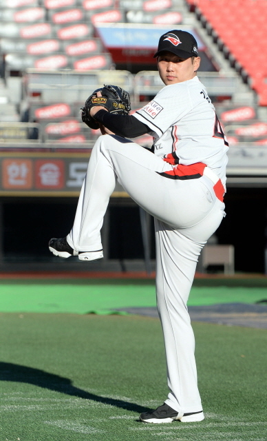 크기변환_kt wiz 김건국 전161206 (5).jpg