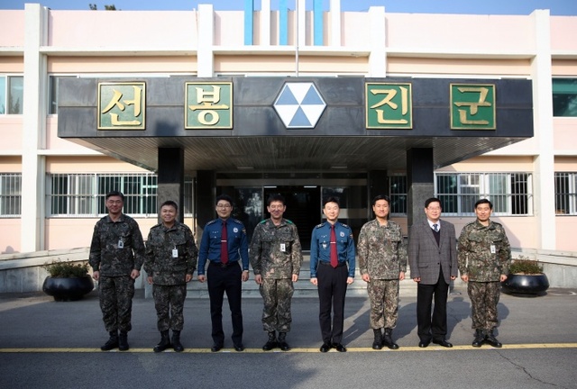 ▲ 경기북부지방경찰청(청장 이승철)은 13일 포천시 육군 제6군단을 방문해 대북 접적지역의 안전과 안보치안에 대해 논의하는 자리를 가졌다.