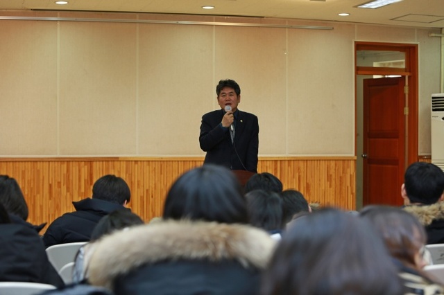 ▲ 군포시의회 이석진 의장 일일교사