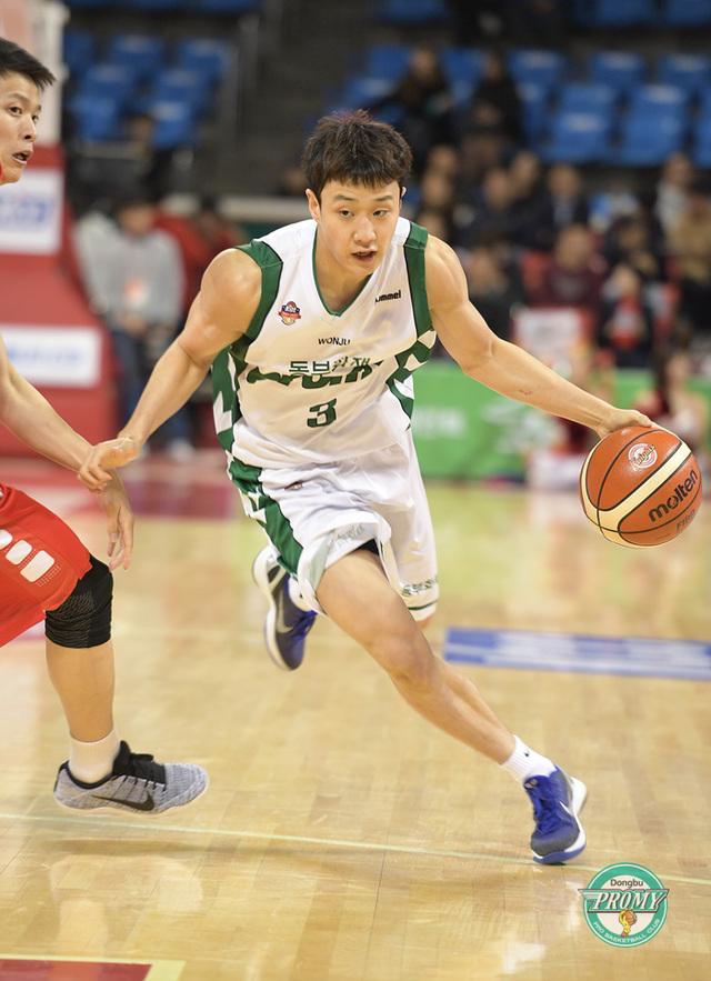 ▲ 올스타 팬투표 1위에 오른 원주 동부 허웅. 원주 동부 제공