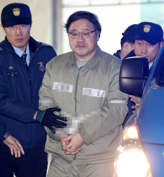 ▲ 사진=연합뉴스, 안종범 전 수석, 박영수 특검팀에 첫 소환…삼성 합병 의혹 관련 문형표 전 장관과 대질 이뤄질까