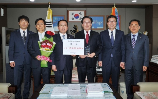 ▲ 광주시, 올한해 기관표창 46건 수여(광주시가 경기도 주최 기업SOS 시스템 운영 평가 5#287A89