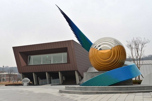 ▲ 해군2함대 천안함 기념관 외부 전경