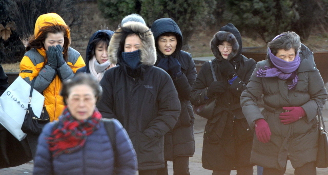 ▲ 오늘(29일) 날씨, 새벽에 기습적인 눈…오후에 칼바람 불어 더 추워져요. 경기일보DB