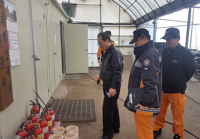 ▲ 과천소방서, 비닐하우수 화재 예방