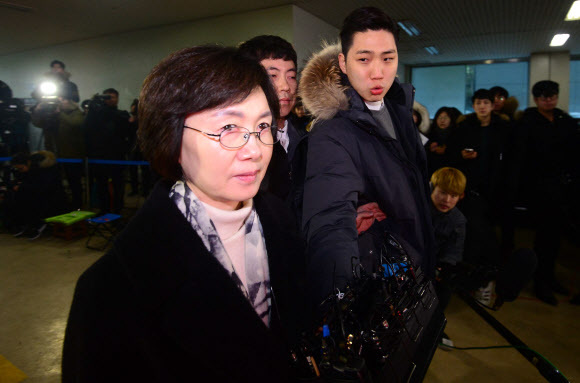 ▲ 사진=연합뉴스, '정유라 부정입학 지원 의혹' 최경희 전 이화여대 총장 구속영장 기각…