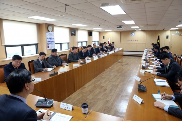 ▲ 남봉형 ipa 사장 회의주재