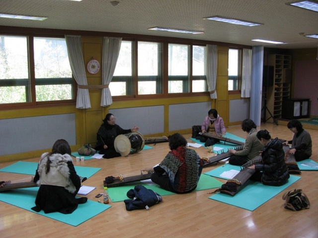 ▲ 성남문화학교 가야금_수업