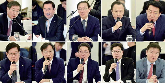 ▲ 15일 오전 인천시 남동구 간석동 로얄호텔에서 열린 '인천발전협의회 국회의원 정책간담회'에서 유정복 인천시장을 비롯한 여야 국회의원들이 주요 현안사항을 논의하고 있다. 인천시 제공