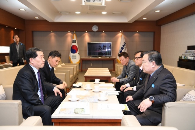 ▲ 이성호 양주시장 한국철도공사 방문