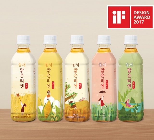 ▲ [사진자료] 동서식품 '맑은티엔' 독일 iF디자인 어워드 본상 수상_170221