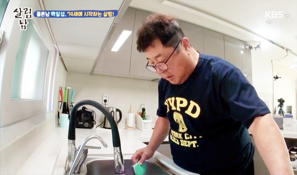 ▲ KBS2 ‘살림하는 남자들’ 74세 졸혼남 백일섭의 일상