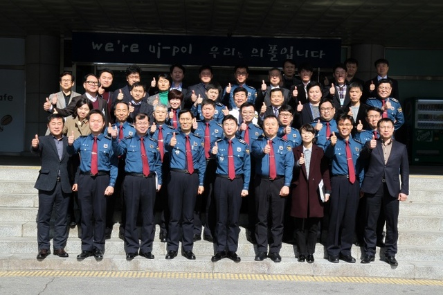 ▲ 이승철 경기북부지방경찰청이 지난 23일 의정부경찰서를 방문, 치안현장 간담회를 가졌다.