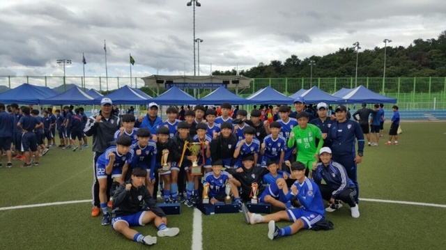 ▲ 지난해 한국중등(U-15)축구연맹회장배 겸 경북도지사배 국제축구대회에서 우승한 매탄중