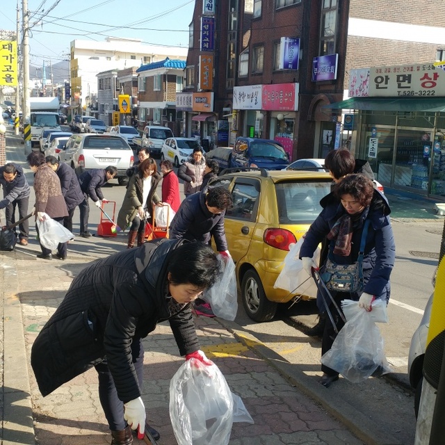 ▲ 청천1동 대청소