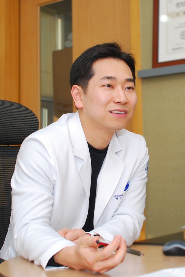 ▲ 족부전문의_박정민 원장