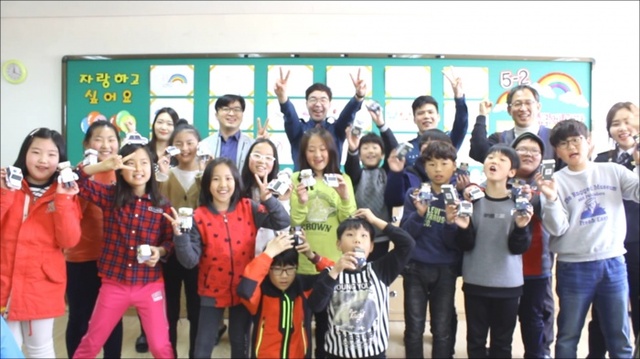 ▲ 페이퍼토이 수업사진