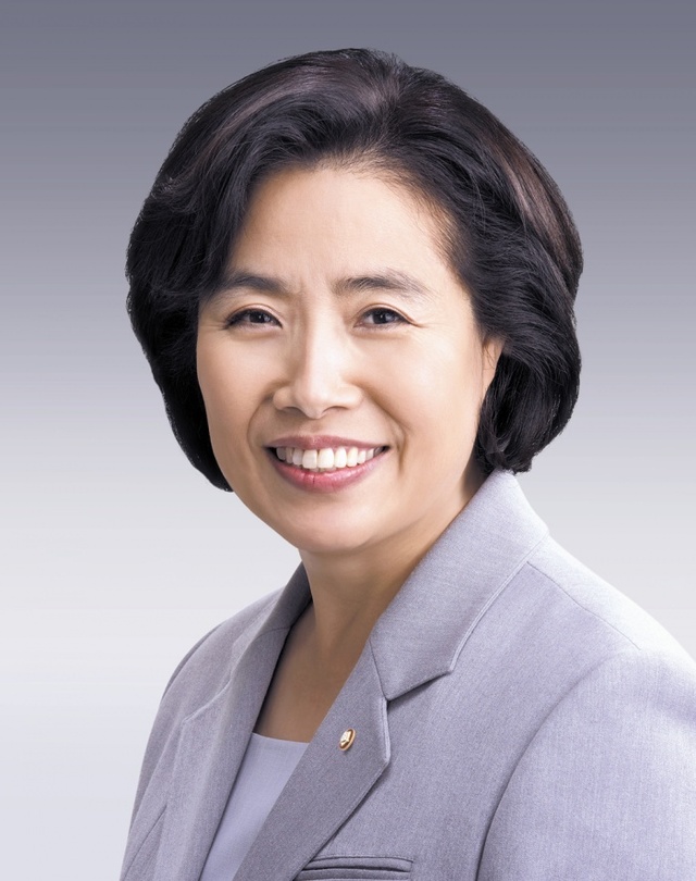 ▲ 박순자 의원 증명사진