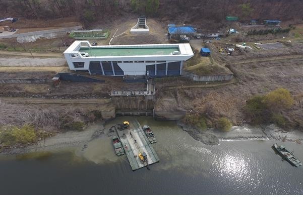 ▲ 임진강 준설을 통한 선제적 영농기 가뭄대비(한국농어촌공사)