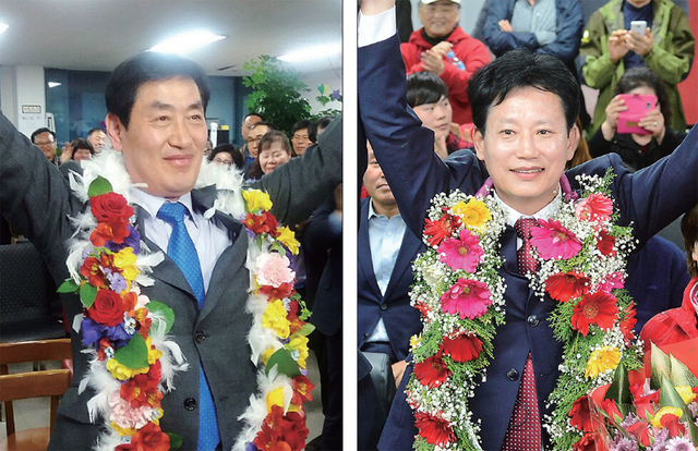 (왼쪽)12일 하남시장 재보궐선거에서 당선된 더불어민주당 오수봉 당선자가 선거사무소에서 지지자들과 당선을 축하하며 환호하고 있다. 강영호기자 (오른쪽) ‘4·12 재보궐선거’에서 포천시장에 당선된 자유한국당 김종천 당선인이 12일 포천시 신읍동 자신의 선거사무소에서 당선이 확정되자 손을 들어 지지자들에게 화답하고 있다. 오승현기자