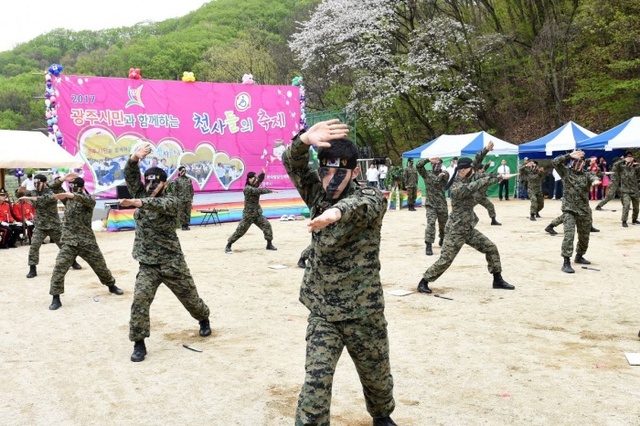 ▲ 광주시민과 함께하는 재17회 천사들의 축제 (2)