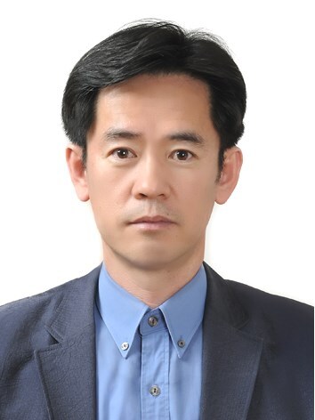 ▲ 물리치료학과 이완희 교수