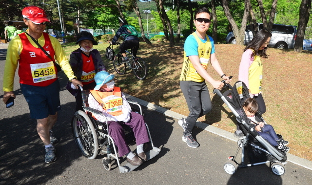크기변환_W 2017과천마라톤대회 오 170514 (26).jpg