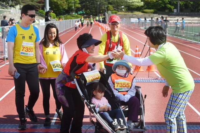 크기변환_w2017과천마라톤 범170514 (19).jpg