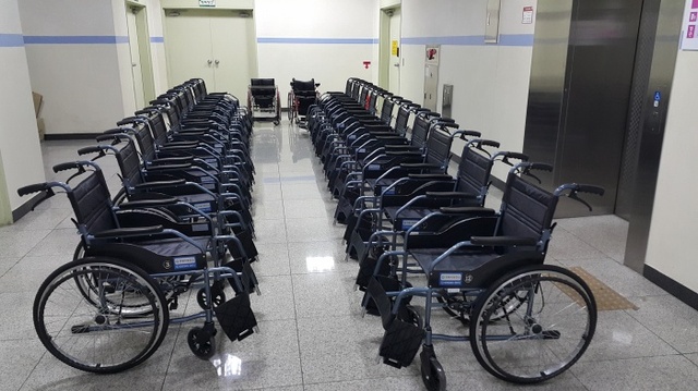 ▲ 보건소휠체어구입_(2)[1]
