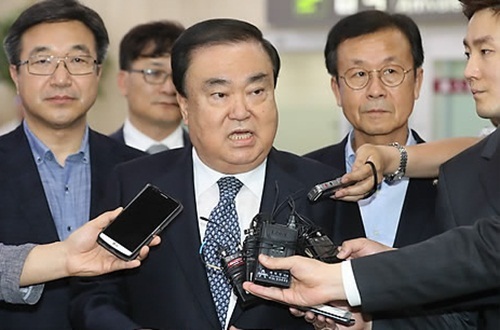 문희상 기본.jpg