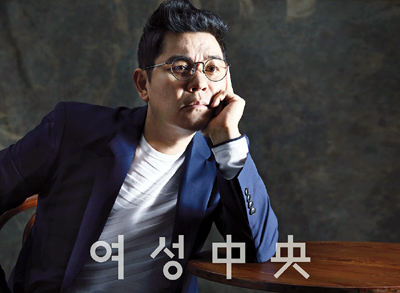 ▲ 김용만 패션화보. 여성중앙 제공