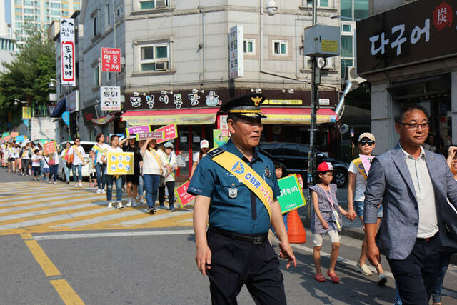 ▲ 170601 남양주서 보도자료(어린이 여성 안전 합동 캠페인 개최)사진 2