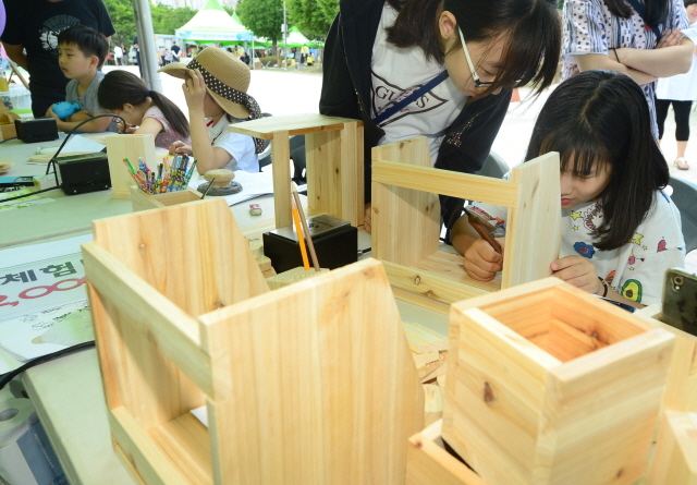 크기변환_201706043 인천청소년 경제 대축전 경제야 놀자 사회적 기업 체험 JUN_7377.jpg