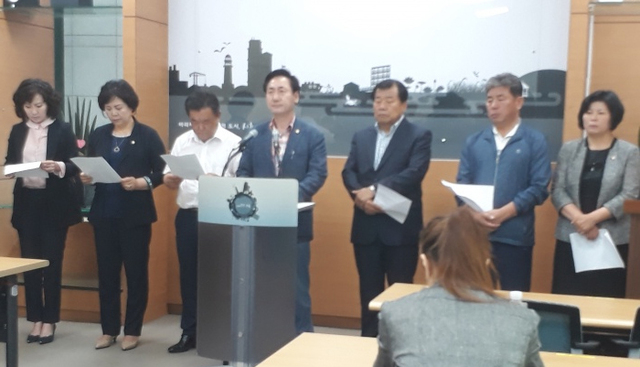 ▲ 시흥시의회 기자회견1