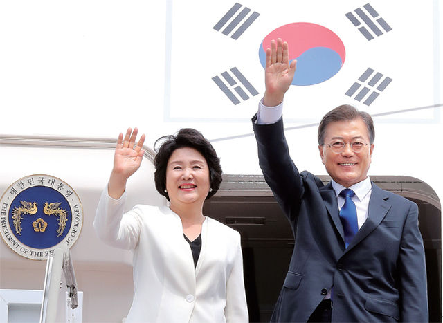 ▲ 문 대통령 공항_환송행사