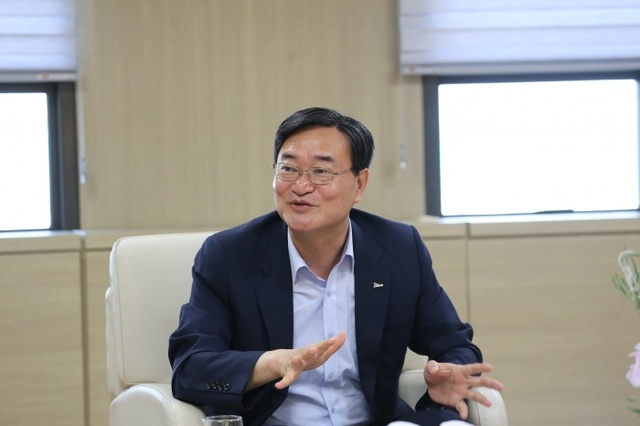 ▲ 남봉현 IPA 사장이 기자간담회에서 항만정책을 설명하고 있다. IPA 제공사진