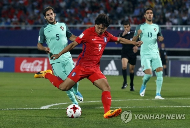 ▲ 2017 FIFA U-20 월드컵 포르투갈전에서 슈팅하는 조영욱. 연합뉴스
